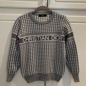 Grey & White Fashion Sweater